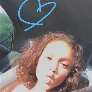 Meet your Posher, Trinit